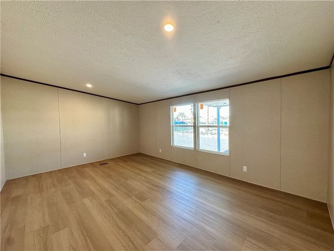 Master Bedroom | Image 16