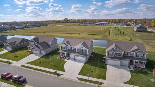 70 Freeman St, Whiteland, IN, 46184-1839 | Card Image