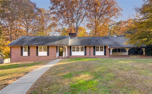 1928 Oakland Dr, Winston-Salem, NC, 27106-3707 | Card Image