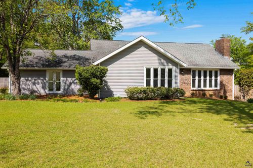 105 Surrey Pl, Perry, GA, 31069-9221 | Card Image