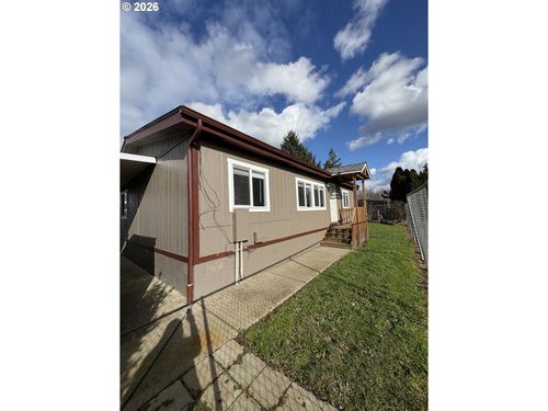 4792 Ne Wyoming Cir, Salem, OR, 97305 | Card Image