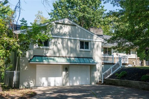 116 Westchester Pl, Pittsburgh, PA, 15215-1657 | Card Image