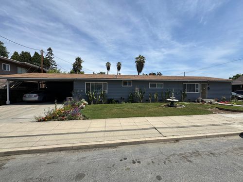 704 N Floral Street, Visalia, CA, 93291 | Card Image