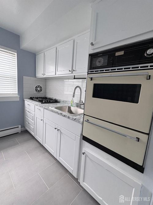 apt-16-55 Gill Ln, Iselin, NJ, 08830-2853 | Card Image