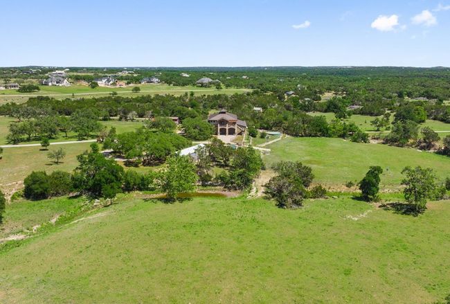 2401 W Fitzhugh Rd, House other with 3 bedrooms, 3 bathrooms and 3 parking in Dripping Springs TX | Image 39