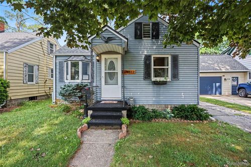 3222 Osler Court, Saginaw, MI, 48602 | Card Image