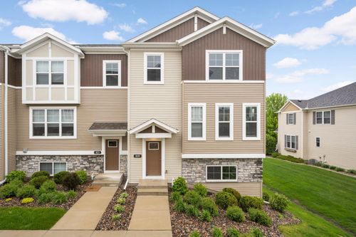 819 Roselyn Dr, Victoria, MN, 55386-2101 | Card Image