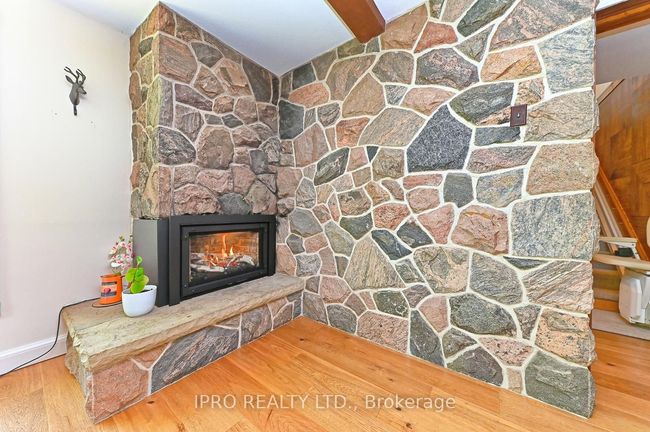 4 Ann St, House other with 2 bedrooms, 2 bathrooms and 6 parking in Georgetown ON | Image 8