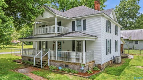 74 Hammond St, Valley Head, AL, 35989-4215 | Card Image