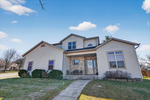 494 W Puerner St, Jefferson, WI, 53549-2300 | Card Image