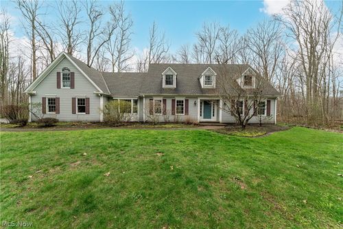 8233 Whispering Pines Dr, Novelty, OH, 44072-9535 | Card Image