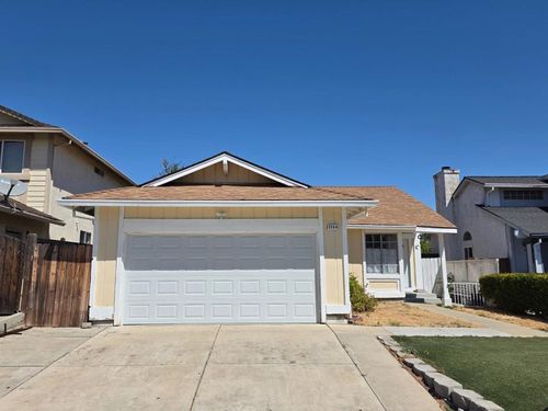 3794 Arlington Cir, Pittsburg, CA, 94565-7010 | Card Image
