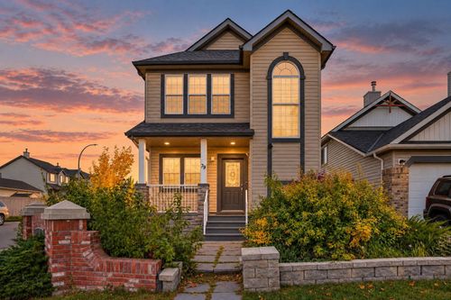 79 Covepark Dr Ne, Calgary, AB, T3K5Z5 | Card Image
