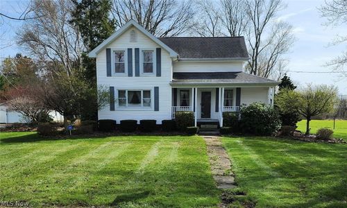 3572 Wilson Sharpsville Rd, Cortland, OH, 44410-9433 | Card Image