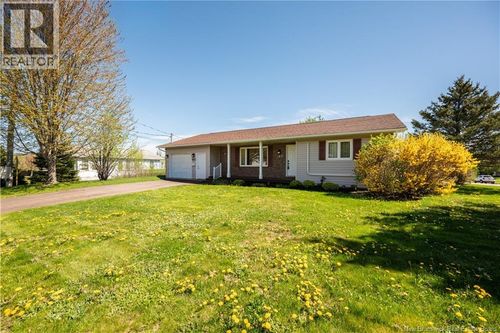 102 Briardale Dr, Moncton, NB, E1G2B6 | Card Image
