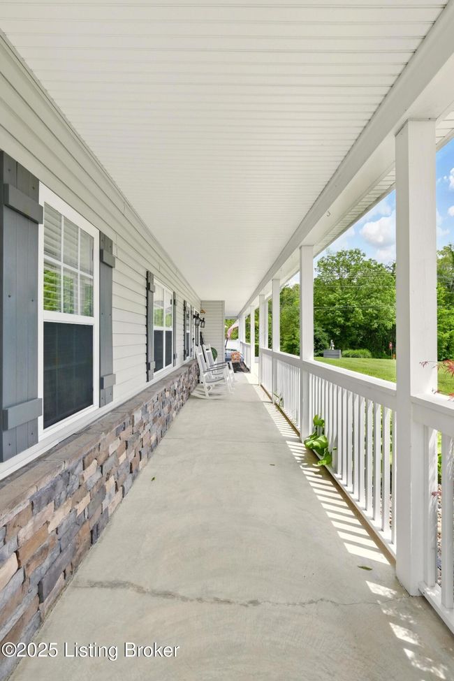 1717 Stricker Rd, House other with 5 bedrooms, 5 bathrooms and null parking in Memphis IN | Image 5
