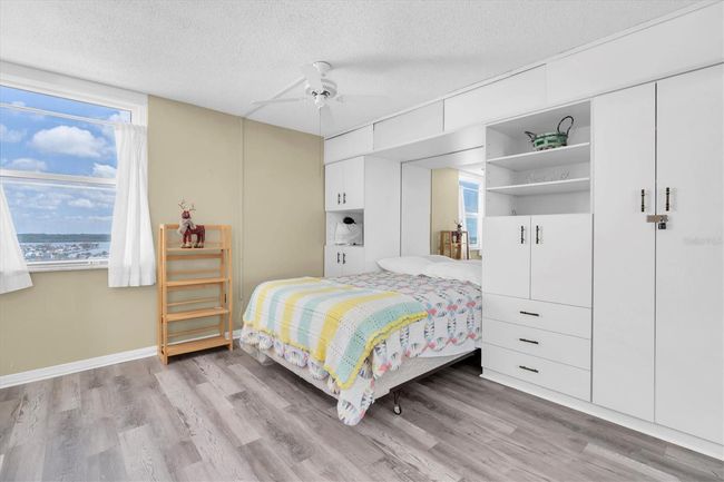 APT-1302 - 17408 Gulf Blvd, Condo with 2 bedrooms, 2 bathrooms and null parking in REDINGTON SHORES FL | Image 14