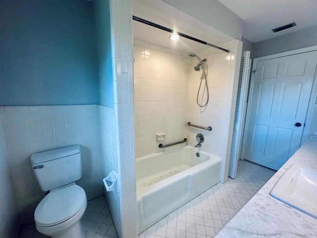 2118 Se Morningside Blvd, House other with 3 bedrooms, 2 bathrooms and null parking in Port St Lucie FL | Image 17