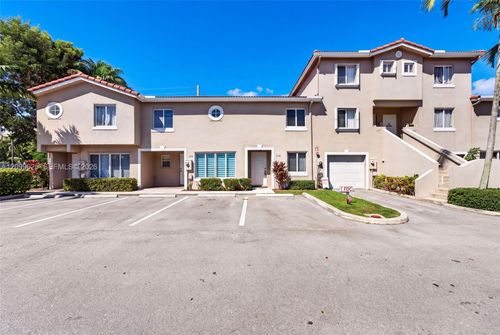 105 Riviera Cir, Weston, FL, 33326-3112 | Card Image