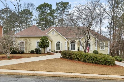 343 Covered Bridge Pl Sw, Smyrna, GA, 30082-3607 | Card Image