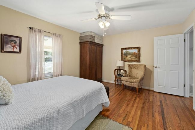 702 S Groos St, House other with 3 bedrooms, 2 bathrooms and 4 parking in Kyle TX | Image 15