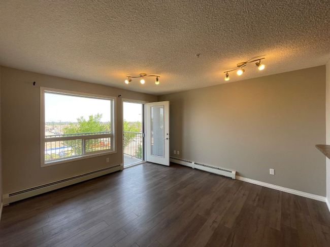1317 - 330 Clareview Station Dr Nw, Condo with 1 bedrooms, 1 bathrooms and 2 parking in Edmonton AB | Image 7