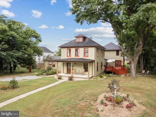 325 S Church St, BERRYVILLE, VA, 22611-1321 | Card Image