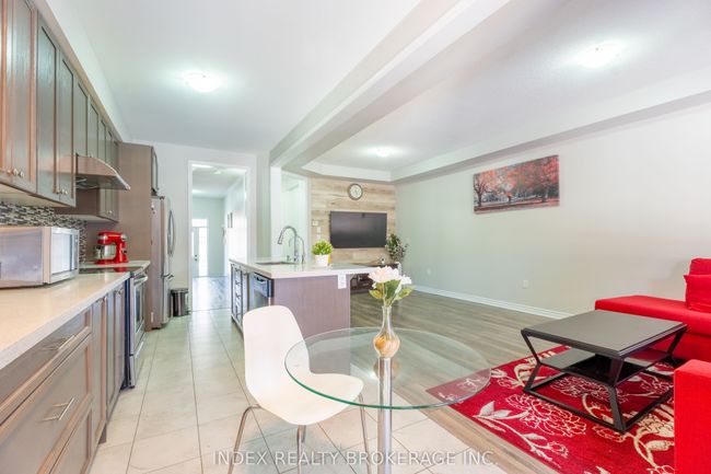 55 Phyllis Dr, House attached with 4 bedrooms, 4 bathrooms and 4 parking in Caledon ON | Image 13