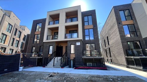 11-170 Clonmore Dr, Scarborough, ON, M1N0B9 | Card Image