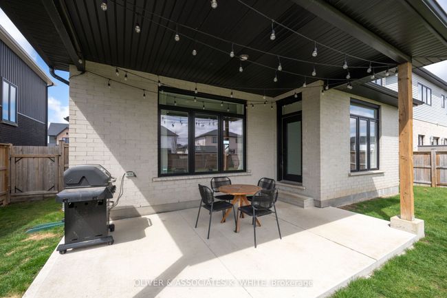 6345 Old Garrison Blvd, House other with 4 bedrooms, 3 bathrooms and 2 parking in London ON | Image 44