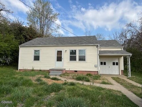 2815 Ramona St, Knoxville, TN, 37921-6664 | Card Image