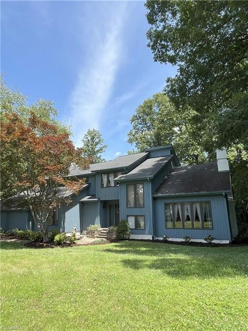 8204 Willow Glen Trl, Greensboro, NC, 27455-9446 | Card Image