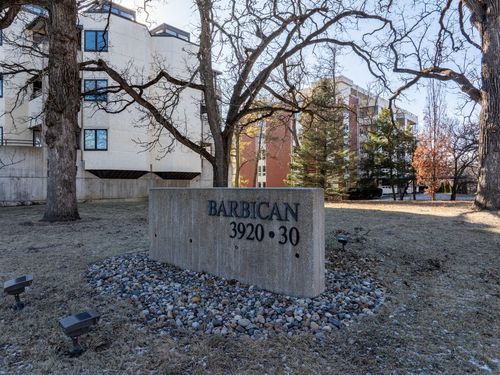 apt-306-3930 Grand Ave, Des Moines, IA, 50312-3522 | Card Image