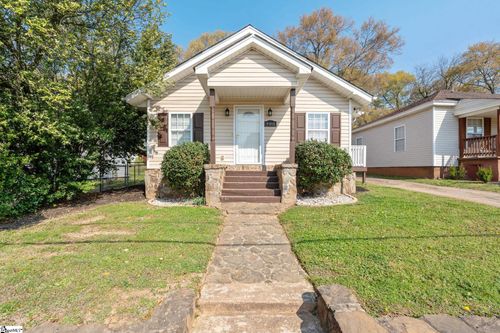 900 Green Ave, Greenville, SC, 29605-4124 | Card Image