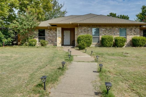 802 Sandy Trail Dr, Allen, TX, 75002-2031 | Card Image