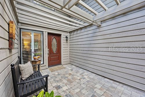apt-2825-20 Governors Rd, Hilton Head Island, SC, 29928-7136 | Card Image