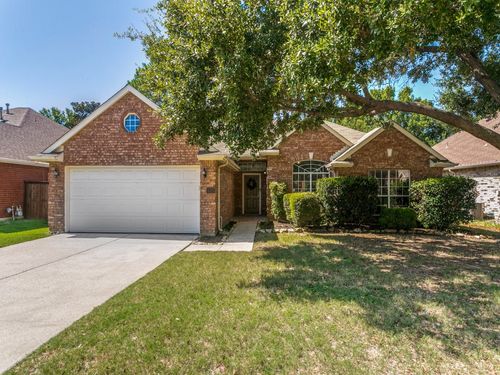 609 Oak Hollow Lane, Flower Mound, TX, 75028 | Card Image