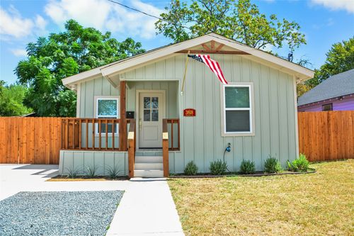3818 Penelope St, Dallas, TX, 75210-1938 | Card Image