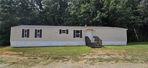 220 Avenue M, Lexington, NC, 27292-6677 | Card Image