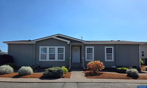 613 Royalty Cir Ne, Salem, OR, 97301-4988 | Card Image