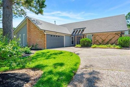 3027 Kenross St, Houston, TX, 77043-1300 | Card Image