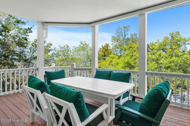 Covered Sound Side Deck | Image 32