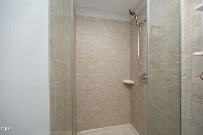 19Shower | Image 15