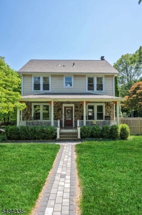 50 E Grand Ave, Montvale, NJ, 07645-2508 | Card Image