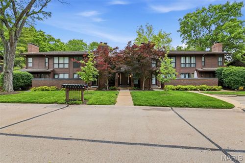 3-2012 Trailcrest Ln, Kirkwood, MO, 63122-2260 | Card Image