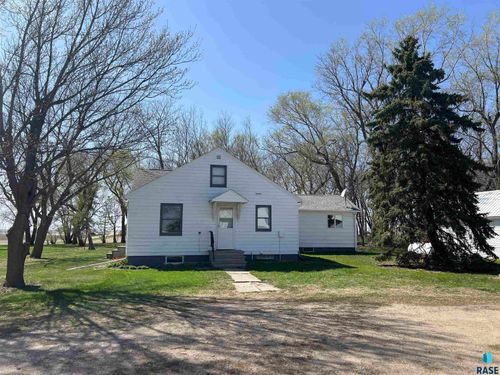 1665 31st St Street, Ellsworth, MN, 56129 | Card Image