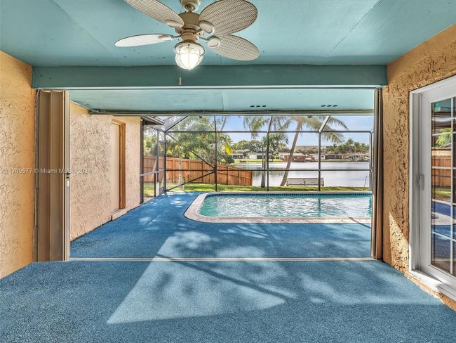 8910 Nw 7 Th Ct, House other with 3 bedrooms, 2 bathrooms and null parking in Pembroke Pines FL | Image 48
