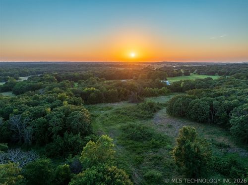 1 E 390 Road, Chelsea, OK, 74016 | Card Image