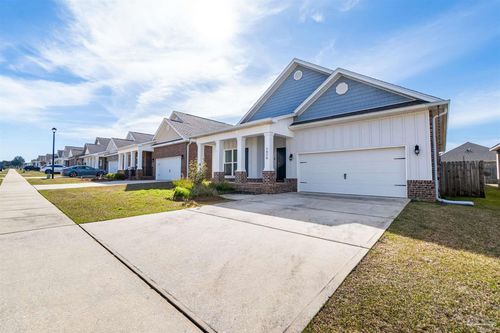 7979 Burnside Loop, Pensacola, FL, 32526-9190 | Card Image