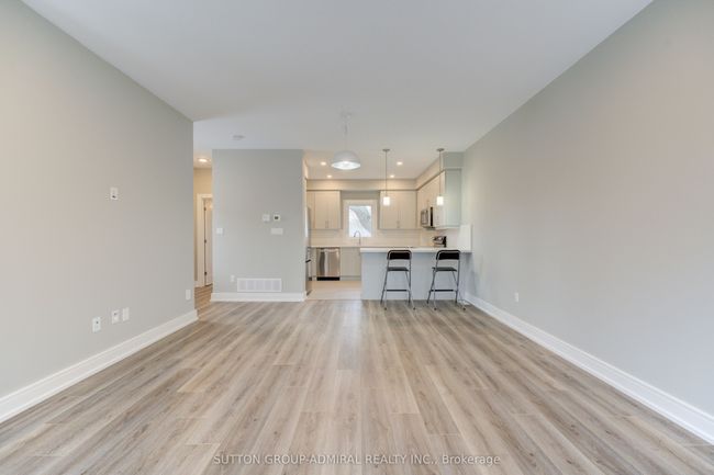 25 - 33 Jarvis St, House attached with 3 bedrooms, 3 bathrooms and 1 parking in Brantford ON | Image 7
